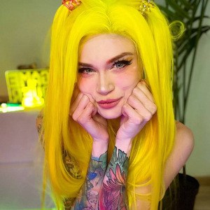 Virtual Lady, Ingyenes OnlyFans számlák